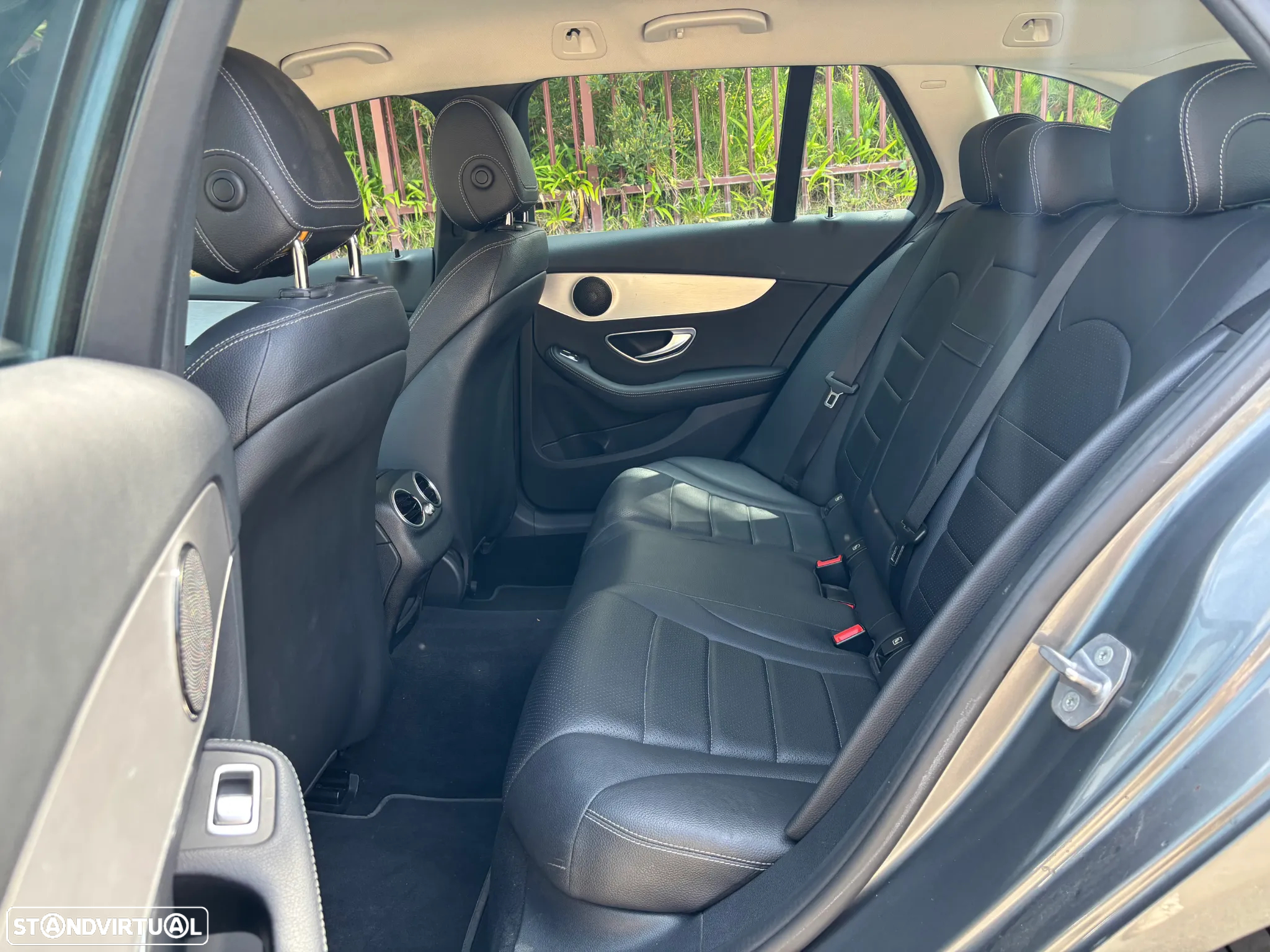 Mercedes-Benz C 300 h Avantgarde - 14