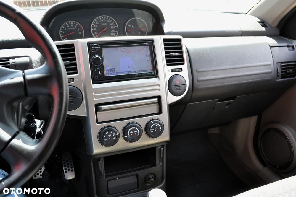 Nissan X-Trail 2.0 Comfort - 15