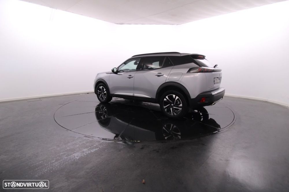 Peugeot 2008 1.2 PureTech Allure - 4