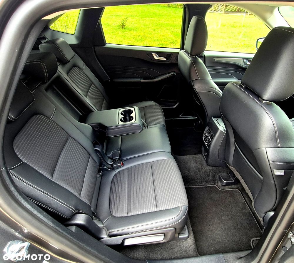 Ford Kuga 2.0 EcoBlue 4x4 TITANIUM X - 24