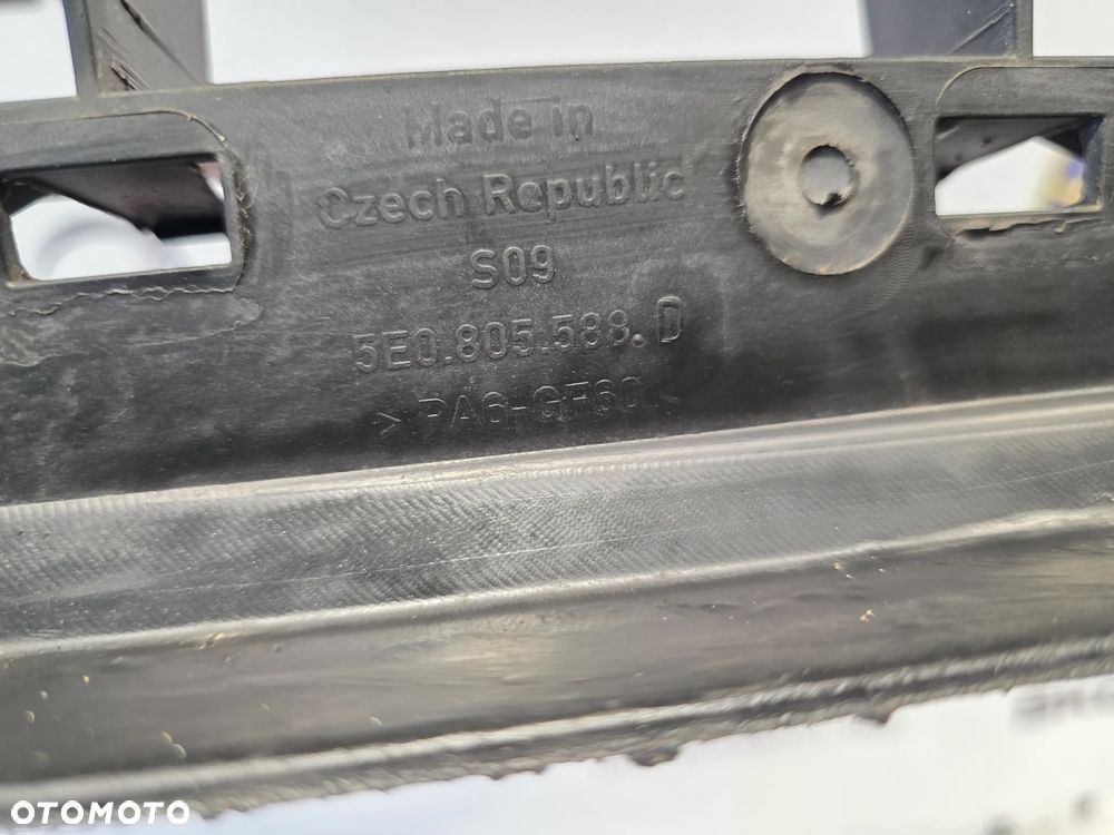 SKODA OCTAVIA 3 III 5E0 , LIT 12-19 ŁADNE WZMOCNIENIE CZOŁOWE / PAS PRZEDNI , NR 5E0805588D / 5E0805588C NR AUKCJI WZM582 - 21