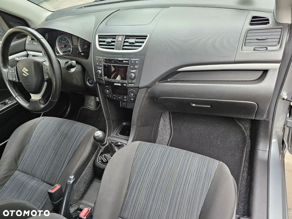 Suzuki Swift 1.3 DDiS Club - 13