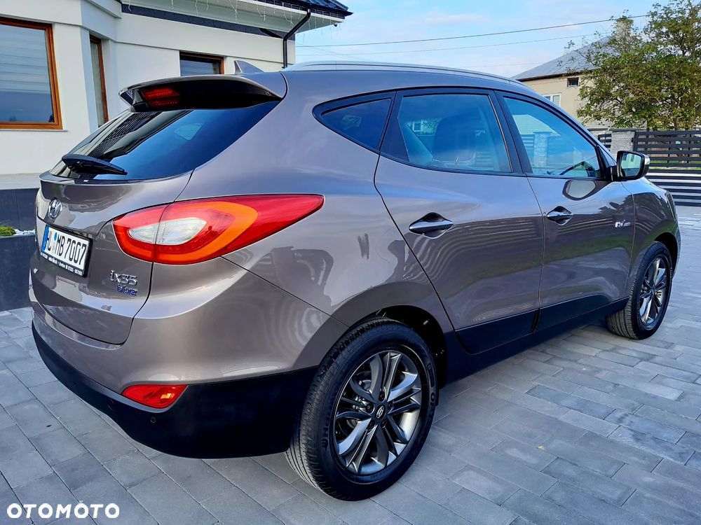 Hyundai ix35 1.6 2WD Fifa World Cup Edition - 16