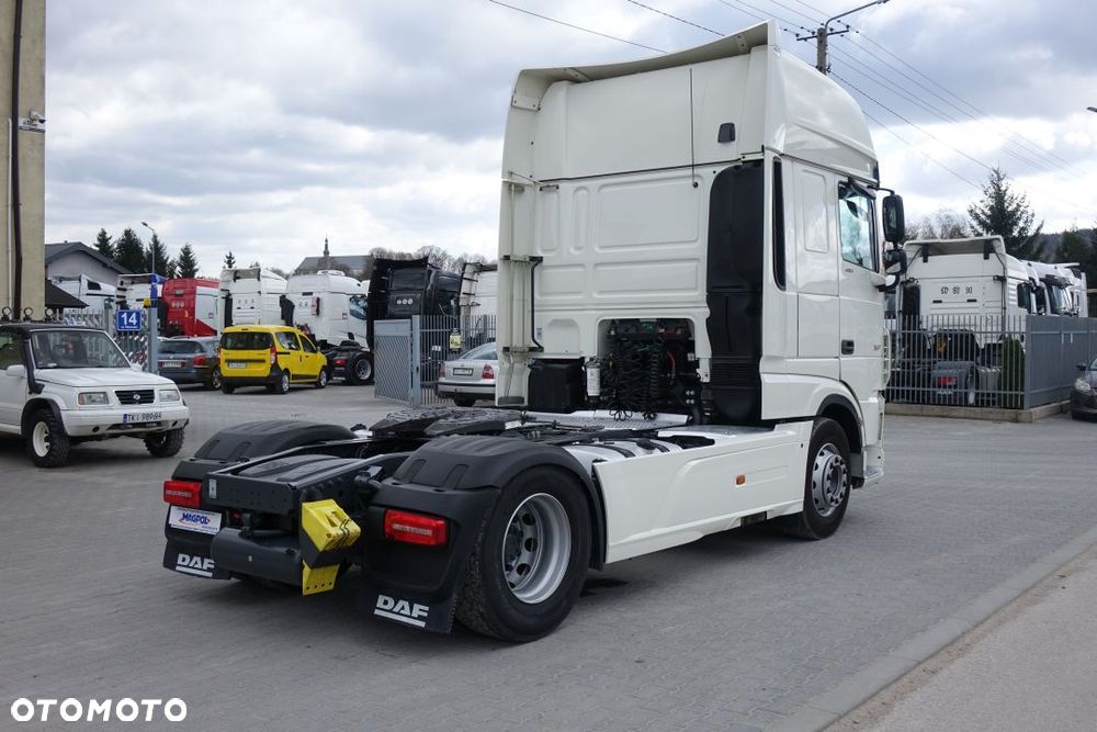 DAF XF 480 FT / SUPER SPACE CAB / STANDARD/ EURO 6 / AUTOMAT / INTARDER / KLIMATYZACJA POSTOJOWA / LODÓWKA / 2 ZBIORNIKI PALIWA - 7