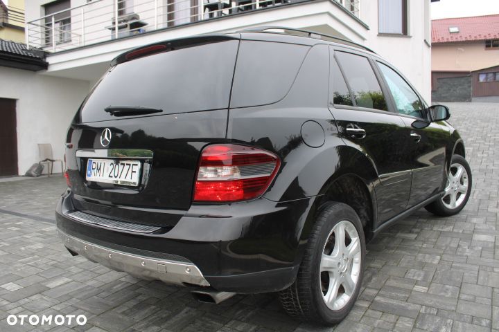 Mercedes-Benz ML - 32