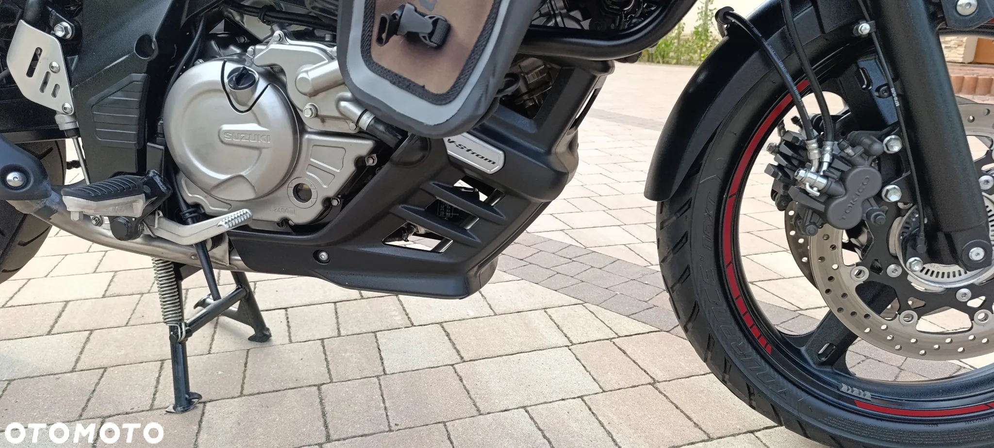 Suzuki V-STROM - 27