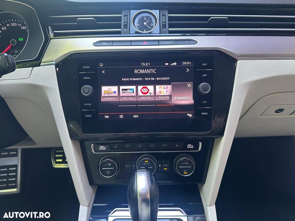 Volkswagen Passat 2.0 TDI DSG R Executive - 17
