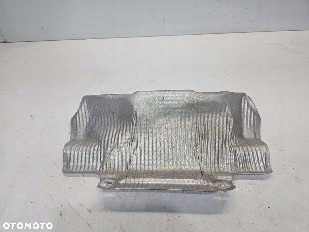 OSŁONA TERMICZNA PODWOZIA AUDI A4 B9 8W0804174A - 2