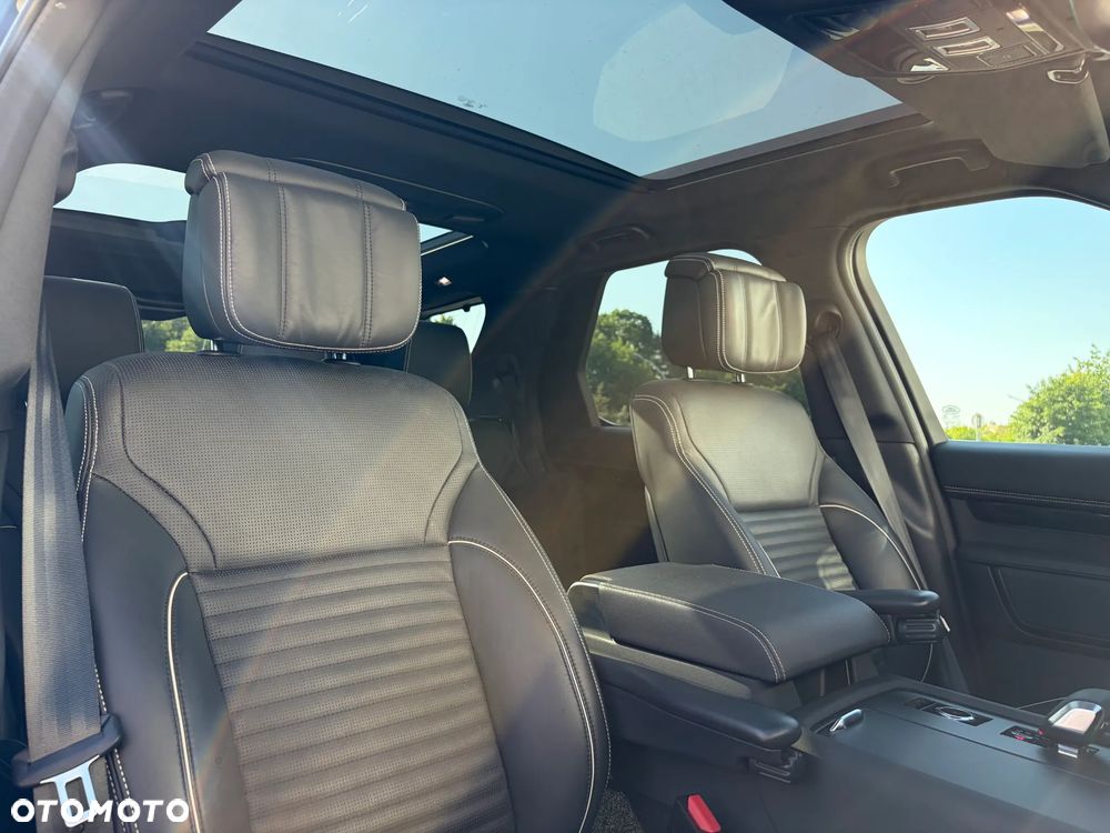 Land Rover Discovery 3.0 D250 mHEV R-Dynamic HSE - 28
