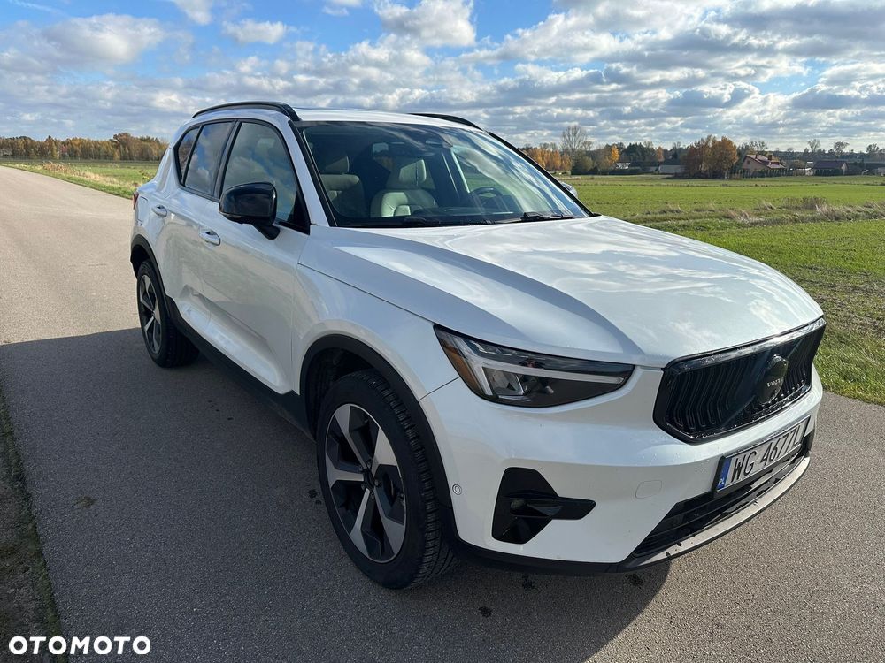Volvo XC 40 B4 B DKG Plus Dark - 1
