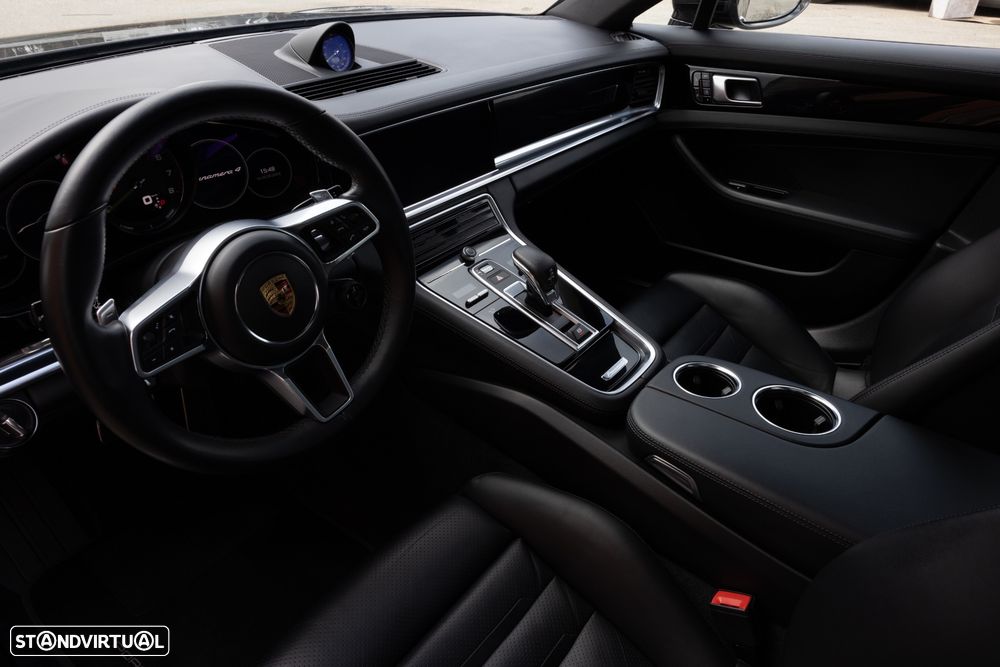 Porsche Panamera - 10