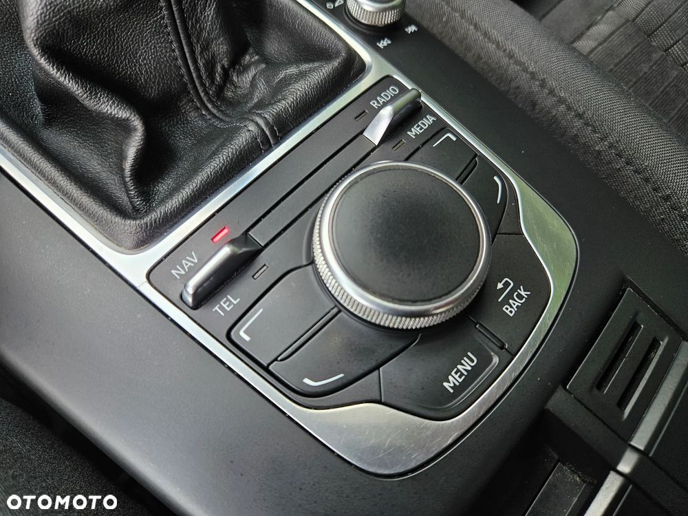 Audi A3 Sportback 2.0 TDI Attraction - 23