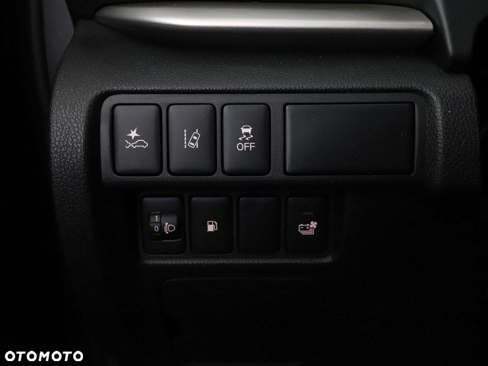 Mitsubishi Eclipse Cross 2.4 PHEV Blue Sky - 35