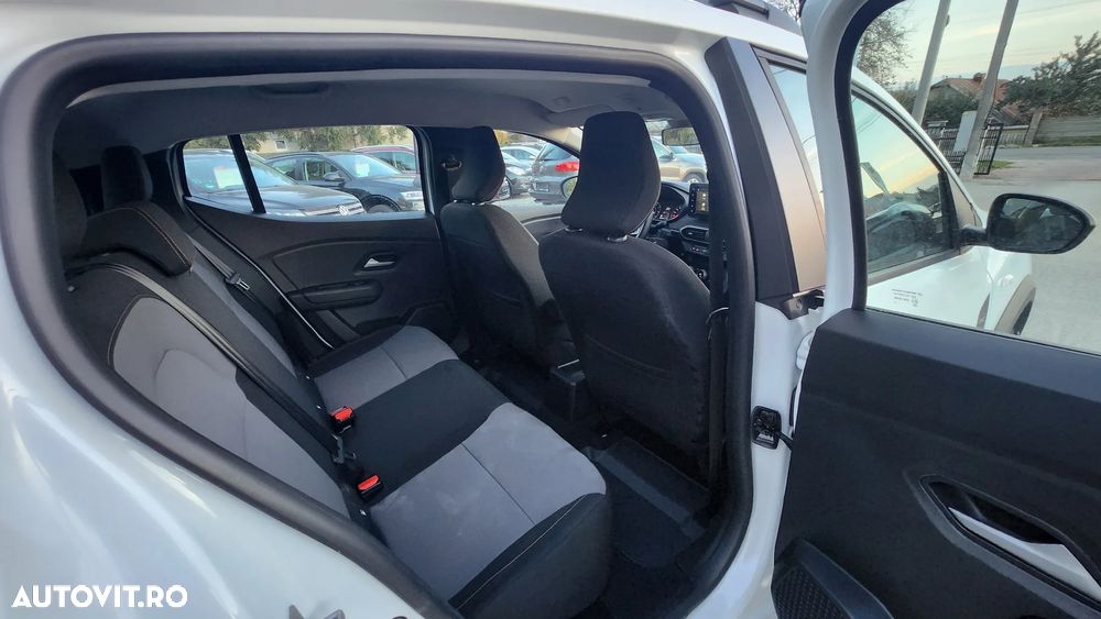Dacia Sandero Stepway TCe 90 MT6 Extreme - 27
