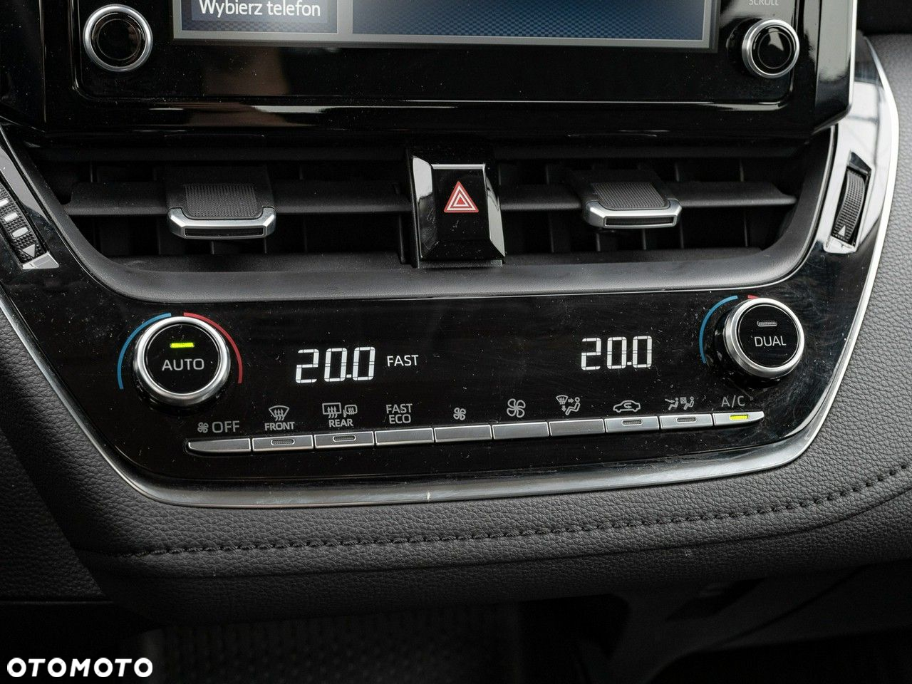 Toyota Corolla 1.8 Hybrid Comfort - 20