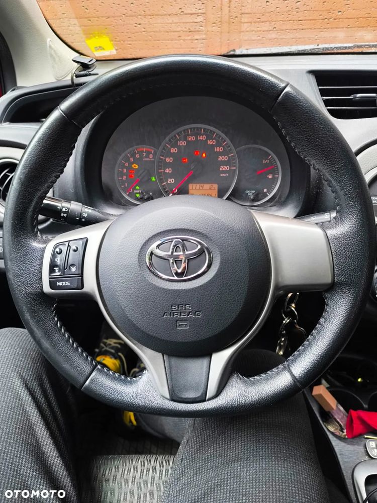 Toyota Yaris 1.0 Active - 8