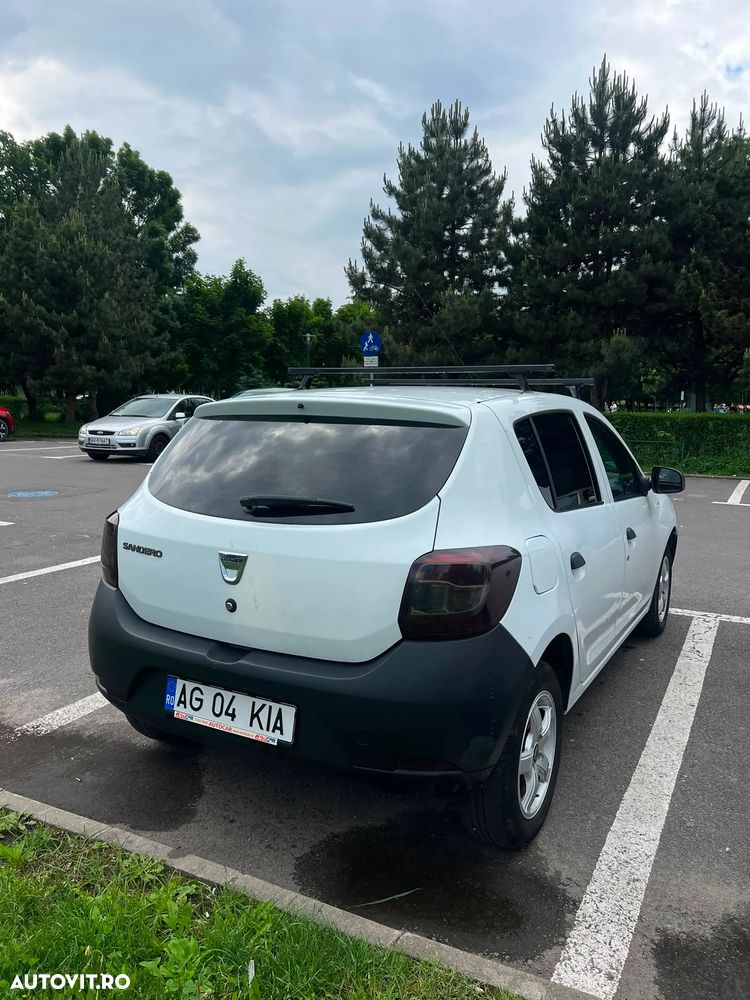 Dacia Sandero 1.2 75CP Acces - 2