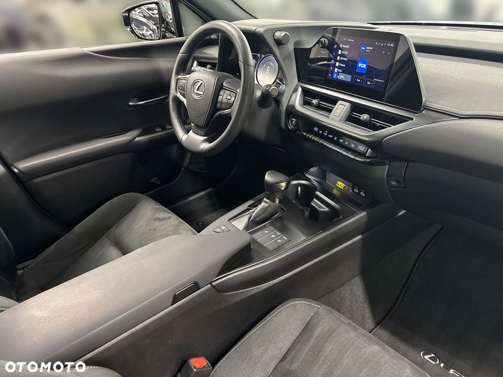 Lexus UX 250h GPF Business 2WD - 26
