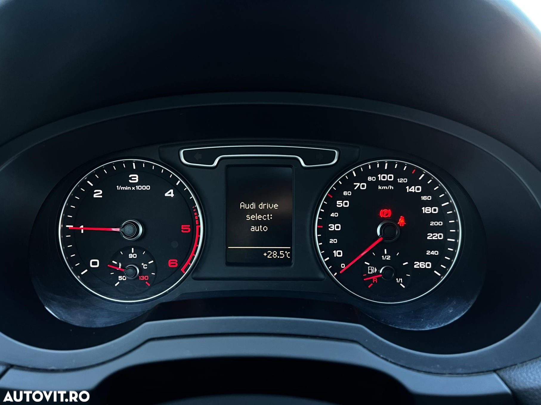 Audi Q3 2.0 TDI - 16