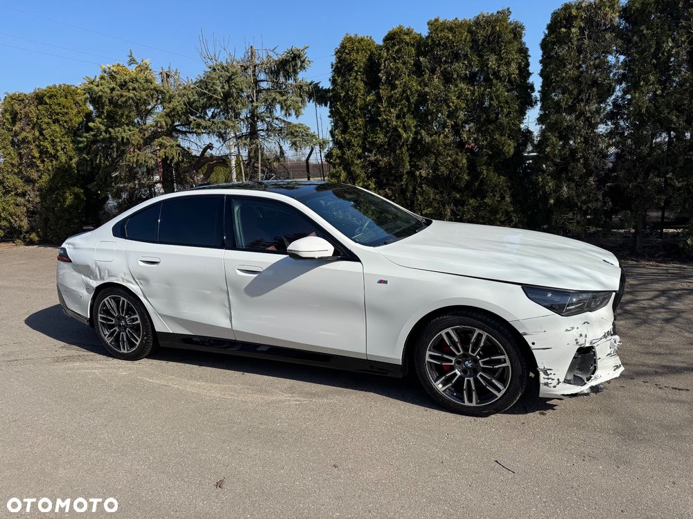 BMW Seria 5 - 34