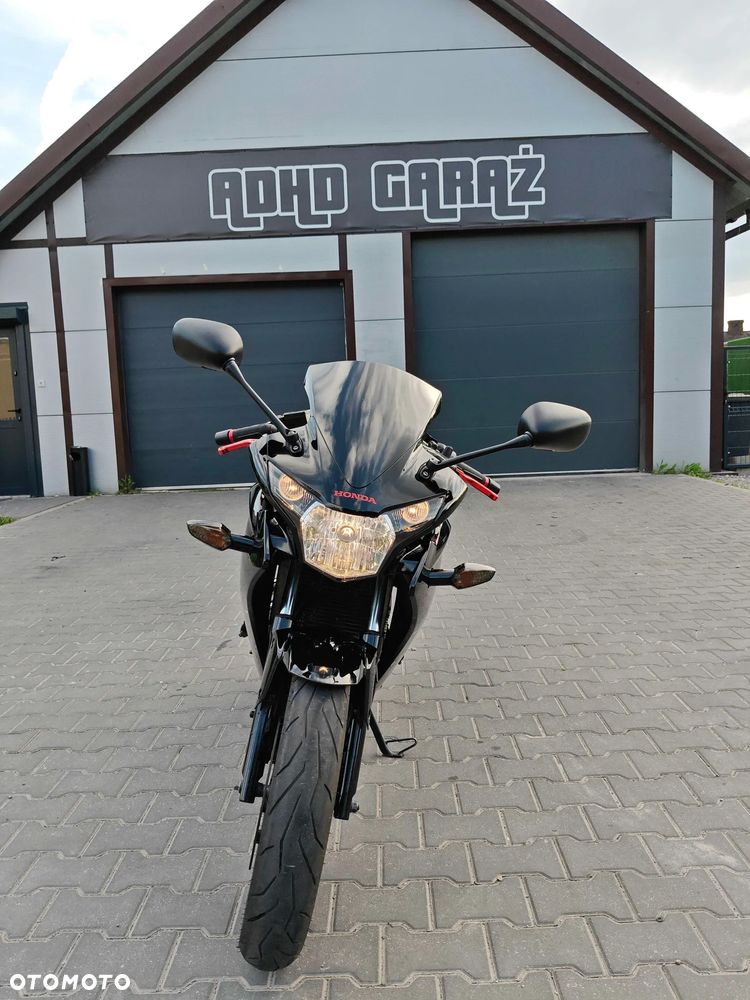Honda CBR - 9