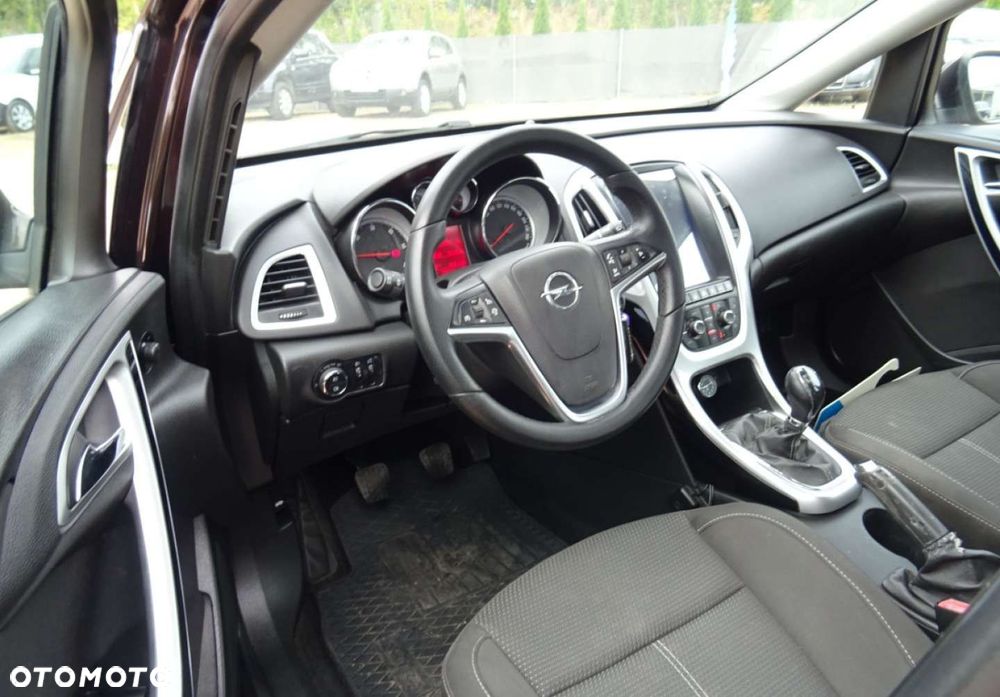 Opel Astra - 2