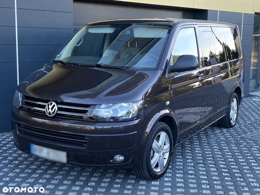 Volkswagen Multivan - 2