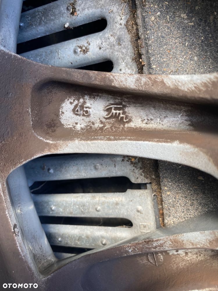 Koła aluminiowe 17’ toyota Lexus  225/45/17 - 16