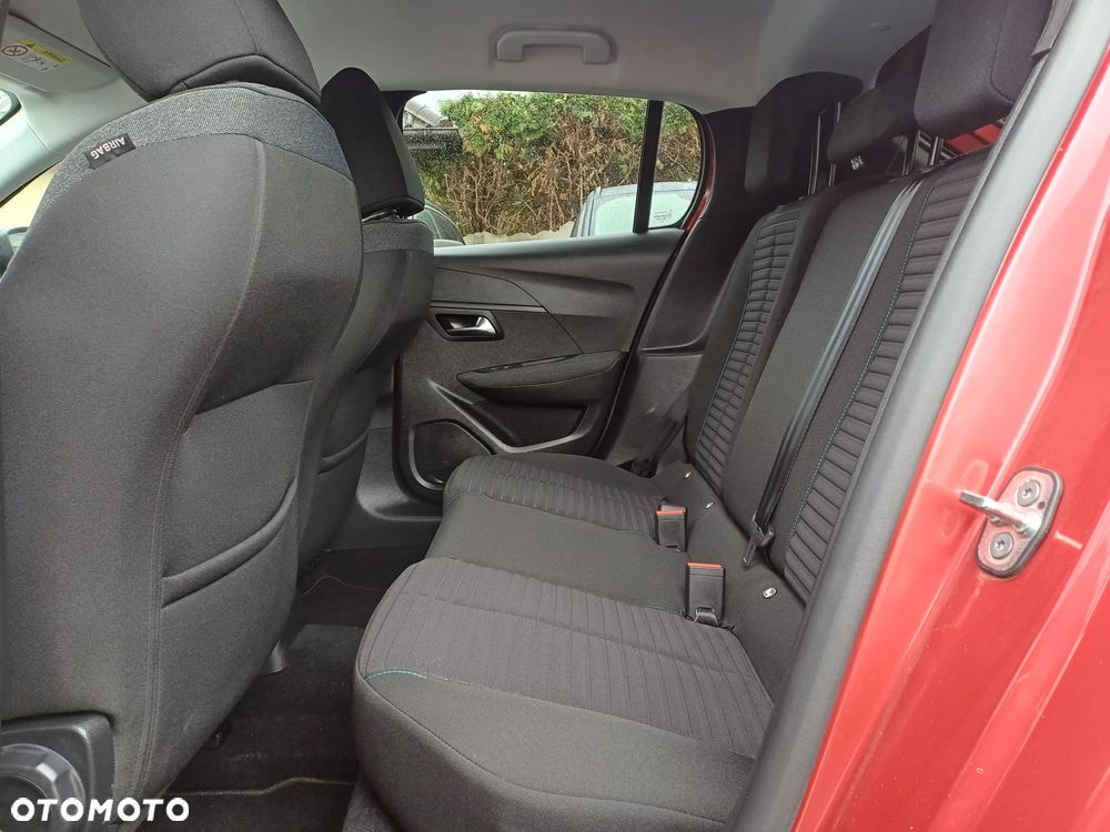 Peugeot 208 1.2 PureTech Allure S&S EAT8 - 17