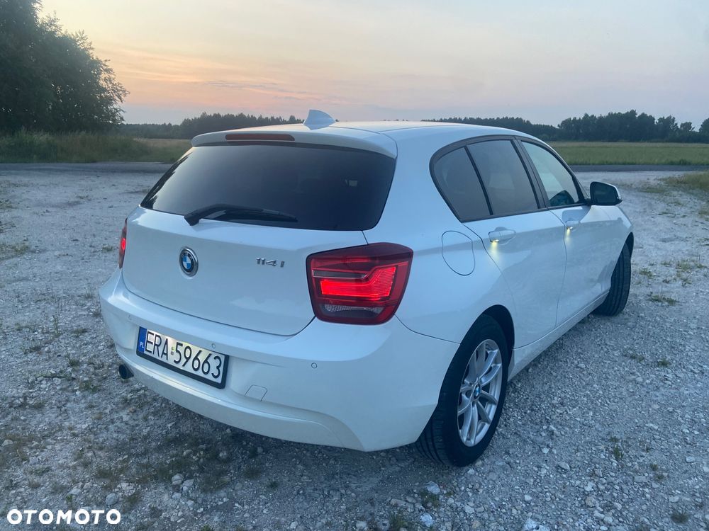 BMW Seria 1 114i - 4
