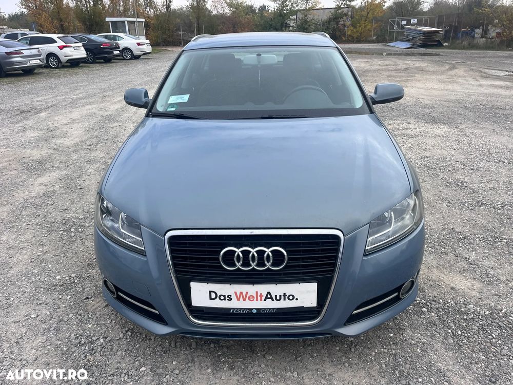 Audi A3 Sportback 1.6 TDI Attraction - 2