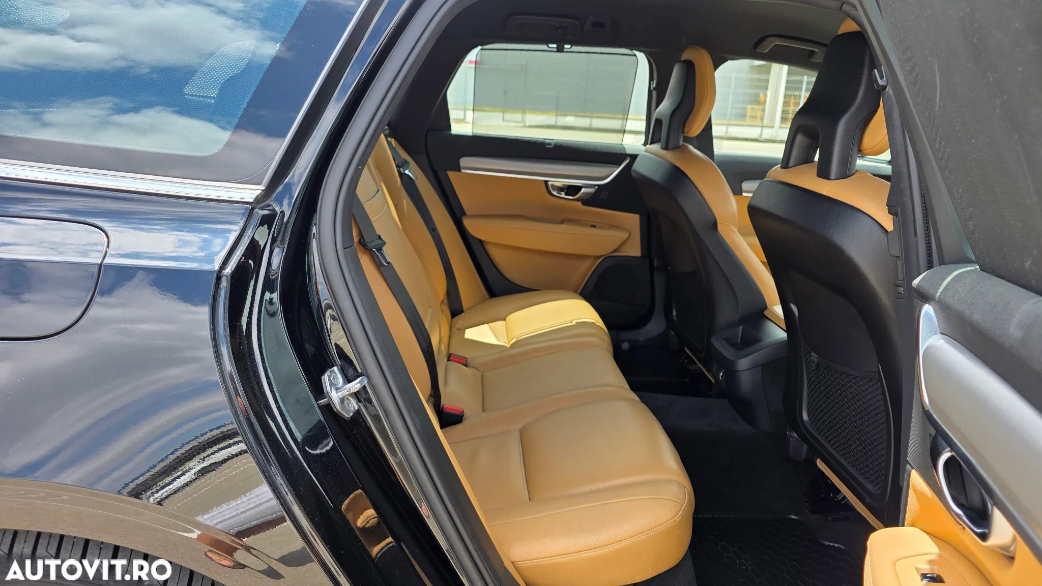 Volvo V90 D4 Geartronic Momentum Pro - 20
