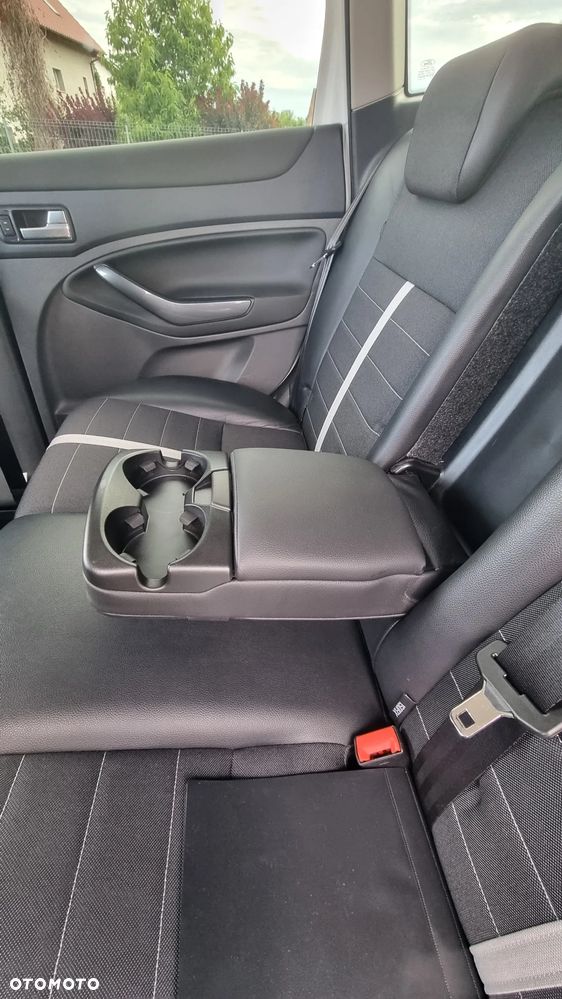 Ford Kuga 2.0 TDCi 4x4 Titanium - 14