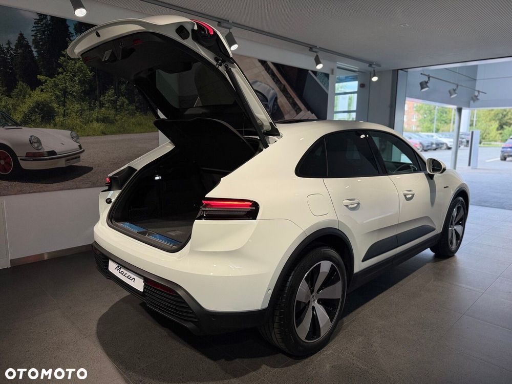 Porsche Macan - 8