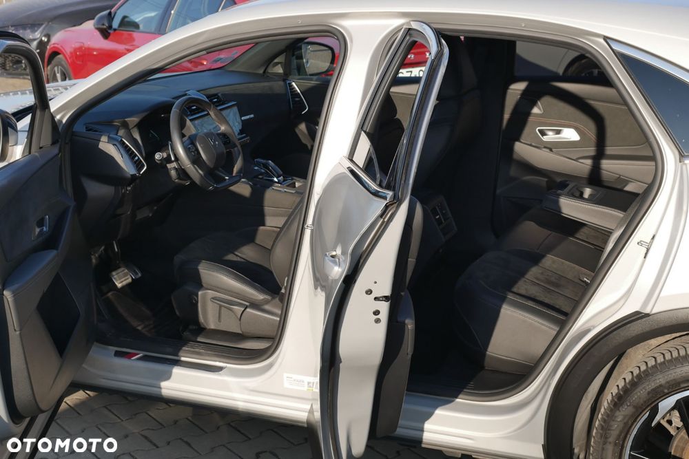 DS Automobiles DS 7 Crossback 1.6 E-Tense Performance Line + - 23