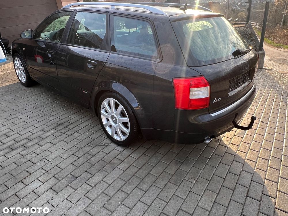 Audi A4 Avant 1.8 T quattro - 4