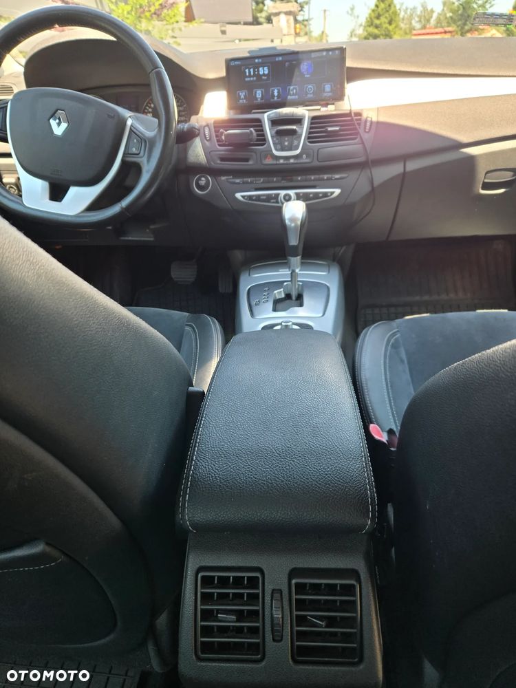 Renault Laguna 2.0T Image - 8
