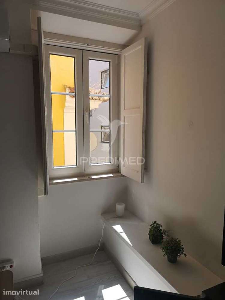 Lisboa - Apartamento mobilado no centro de Martim Moniz - Grande imagem: 3/12