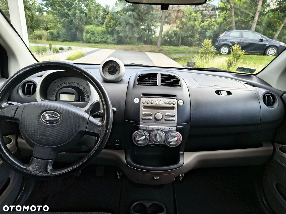 Daihatsu Sirion 1.3 - 16