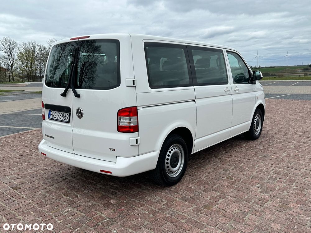 Volkswagen Caravelle L1 Comfortline - 3