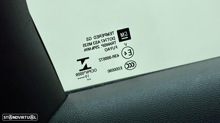 Opel Crossland X 1.2 S&S Auto 120 Anos - 36