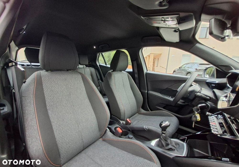 Peugeot 2008 - 18