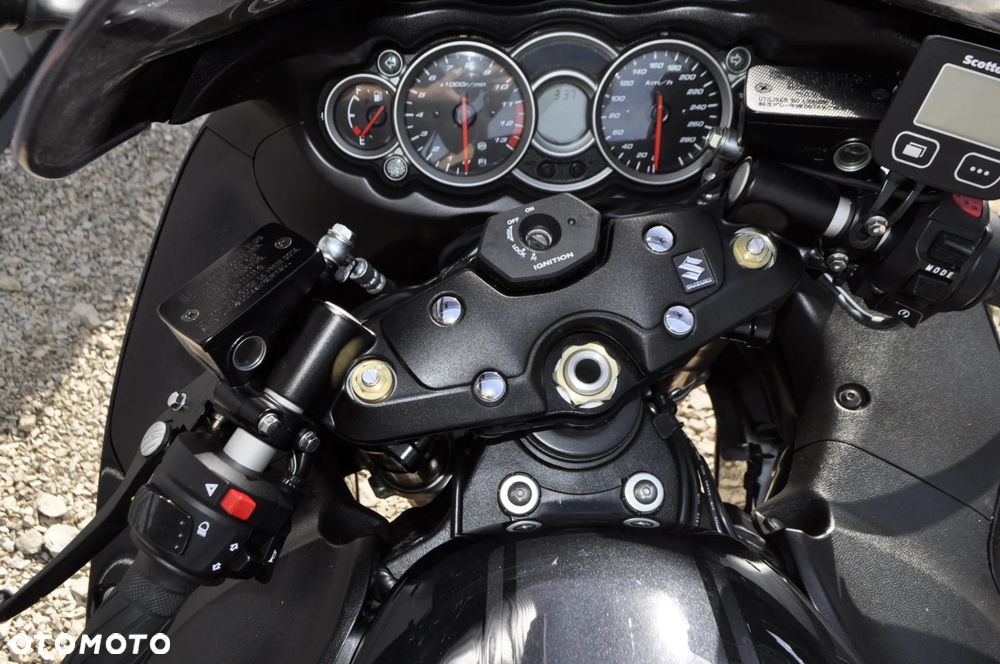 Suzuki Hayabusa - 24