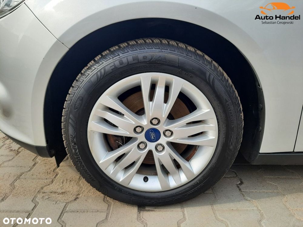 Ford Focus - 32