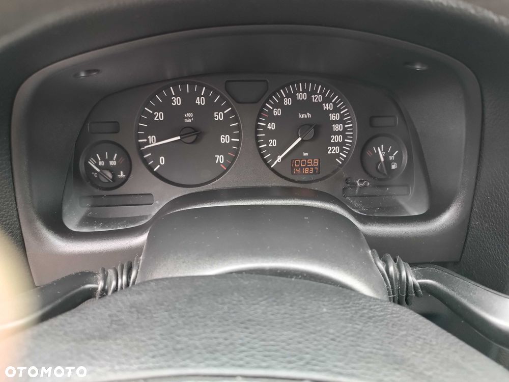 Opel Astra - 5