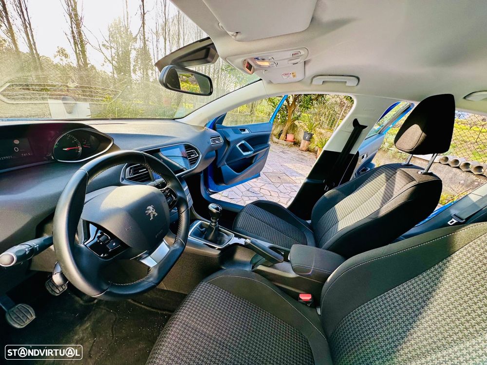 Peugeot 308 1.2 PureTech Business Line - 16