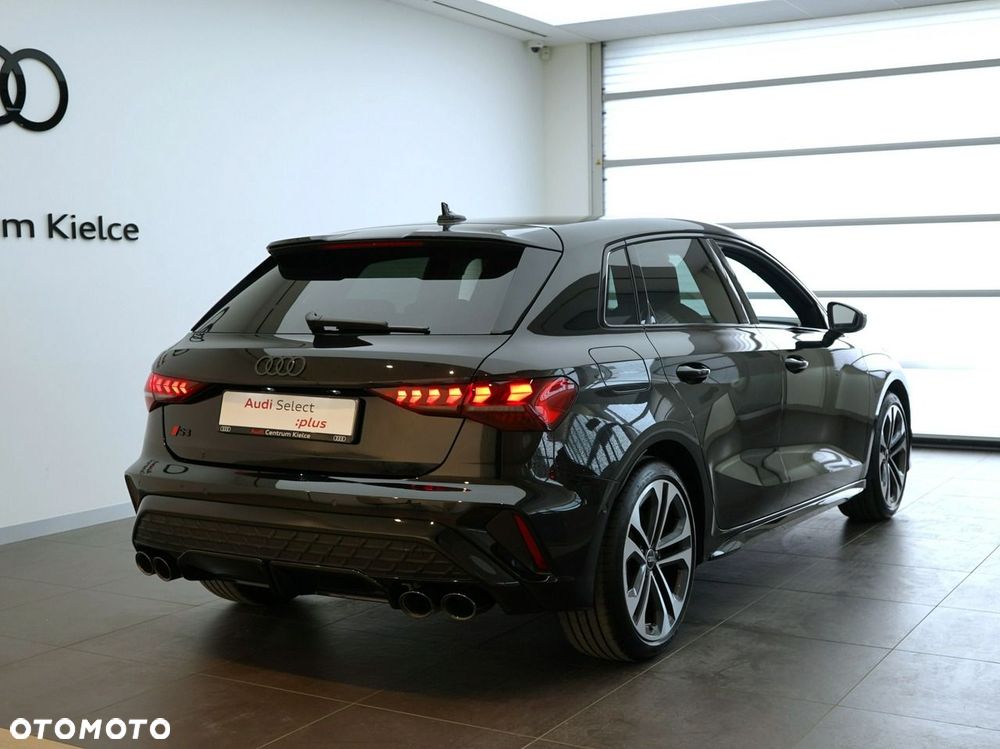 Audi S3 Sportback - 4