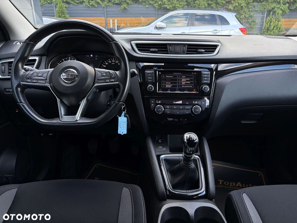 Nissan Qashqai 1.3 DIG-T N-Connecta - 31