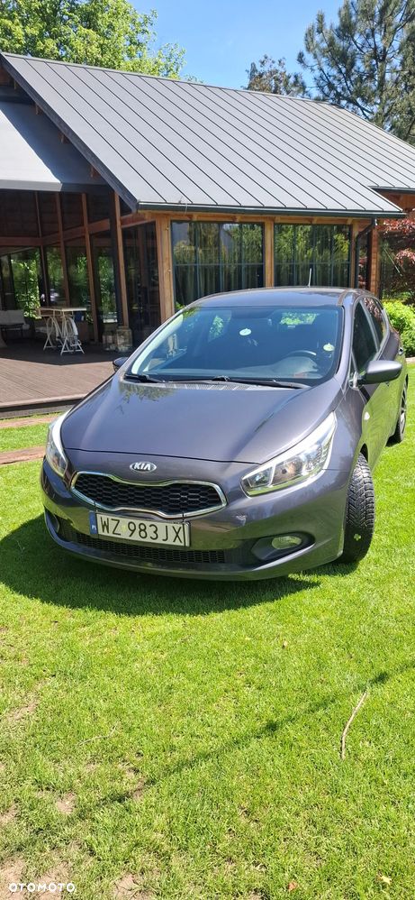 Kia Ceed 1.4 CVVT Dream-Team Edition - 8
