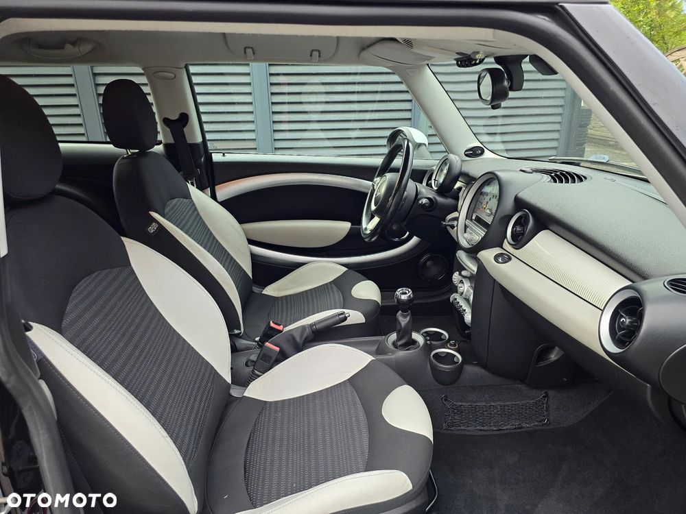 MINI Cooper 50 Camden - 10